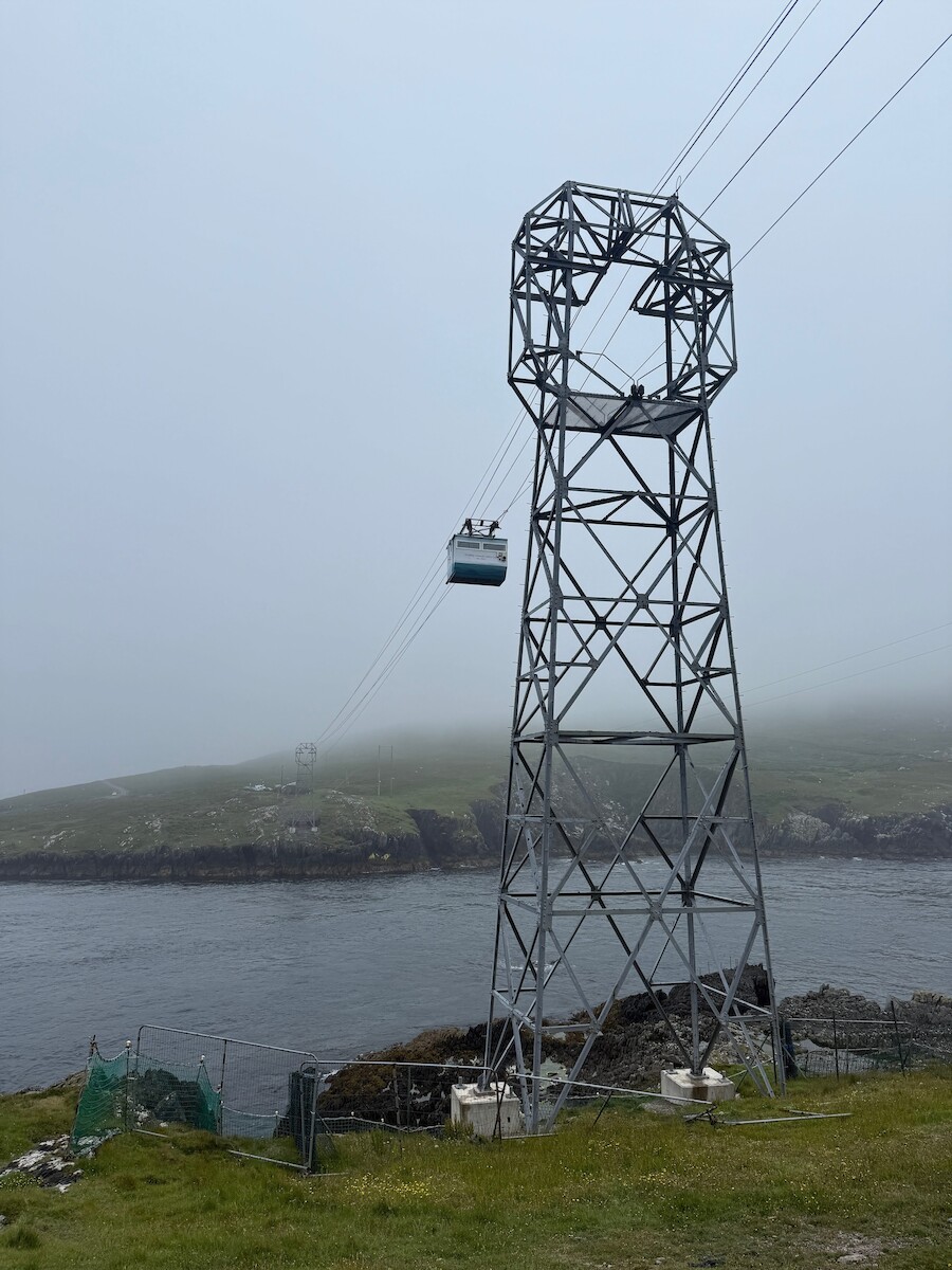 Cable car